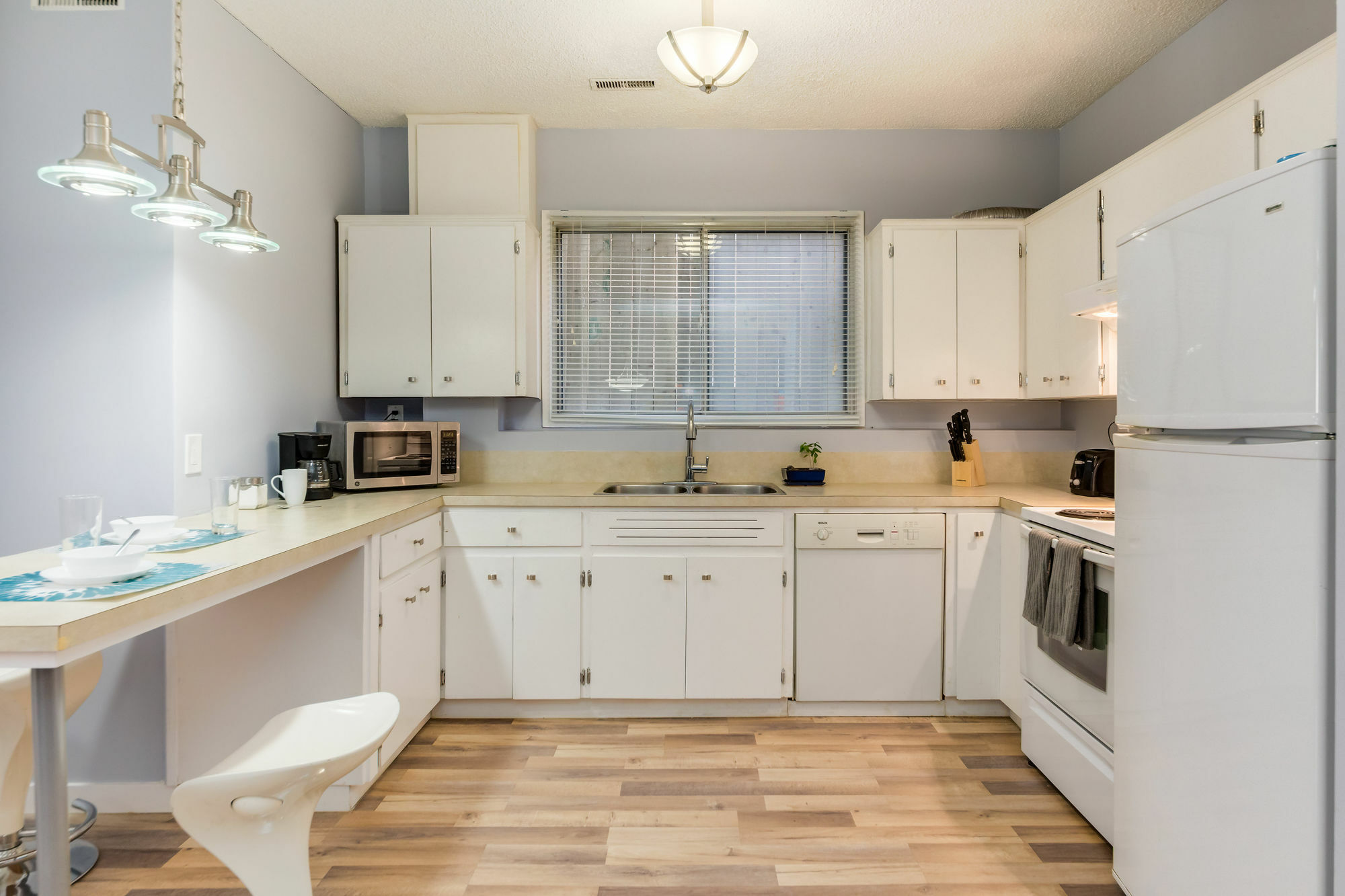 Fabulous 4Br Suite Close To Dt, Sait, U Of C By Prowess Calgary Luaran gambar